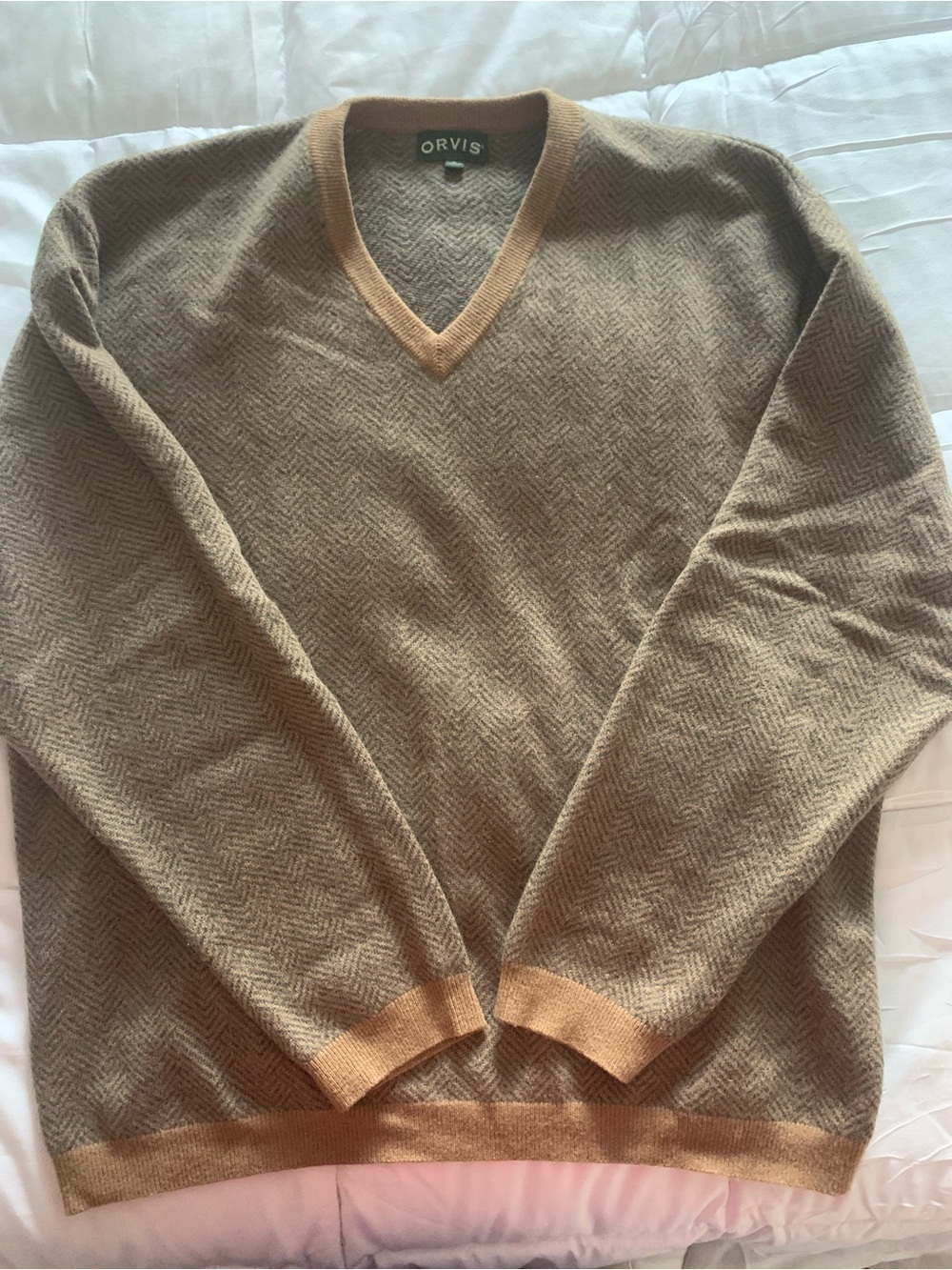 Orvis Men's Tan Herringbone V-Neck Cashmere Sweater XL long sleeve